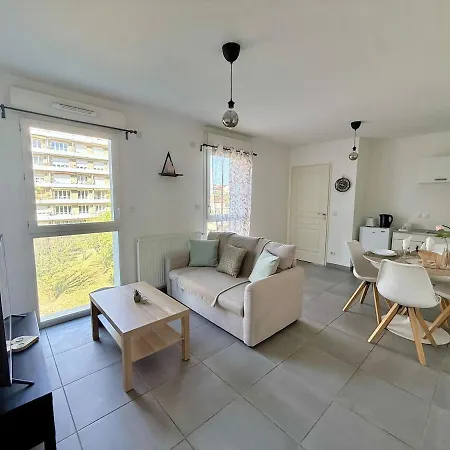 Le Petit Liberation Apartment Grenoble